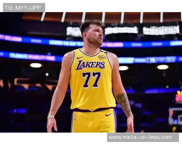 东契奇赞文班：第三年已展现MVP潜力令人惊叹